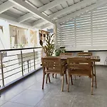 Central, Spacious And Bright 2-Bedroom Apartment.
